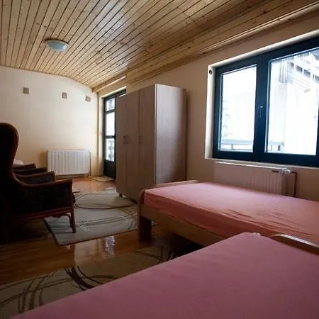 3m Pansioni Penzion *